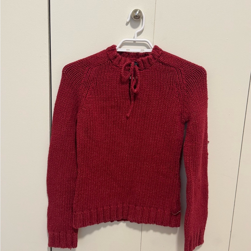 Vintage American Eagle Women's Red Knit Sweater